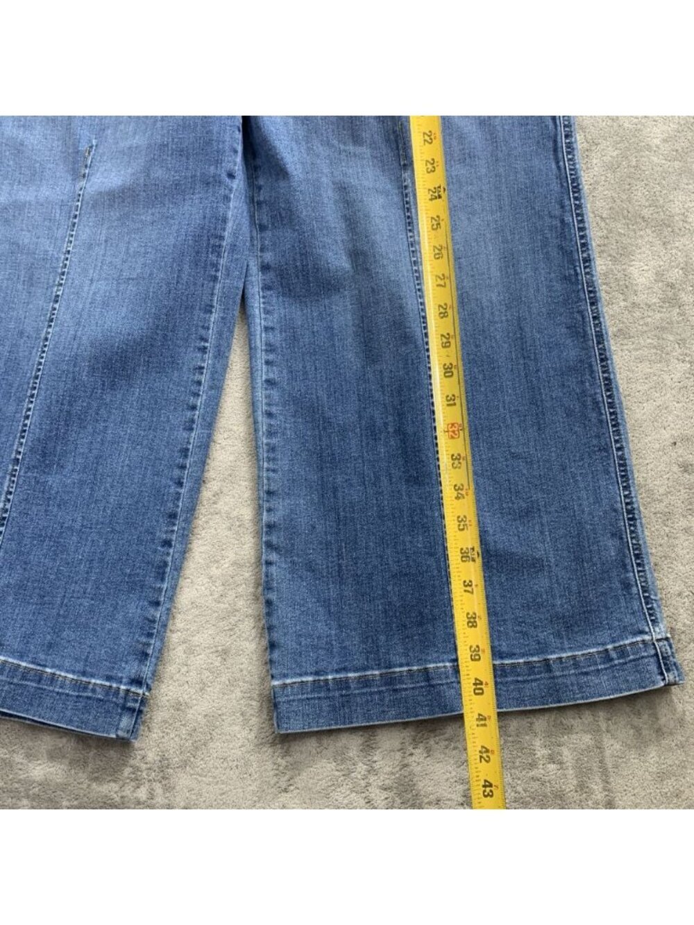 Spanx Jeans Womens Size 3X Petite Blue Denim Seamed Front Wide Leg Pull On Boho - Picture 3 of 10